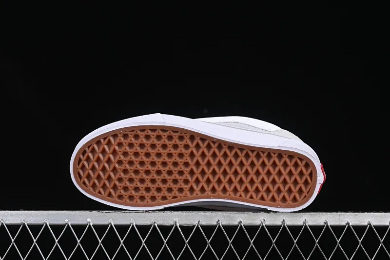 All categories Vans Vans series Vans Low Vans low-top Vans Knu Skool Vans low-top retro casual fat bread shoes VN000CRPBWD